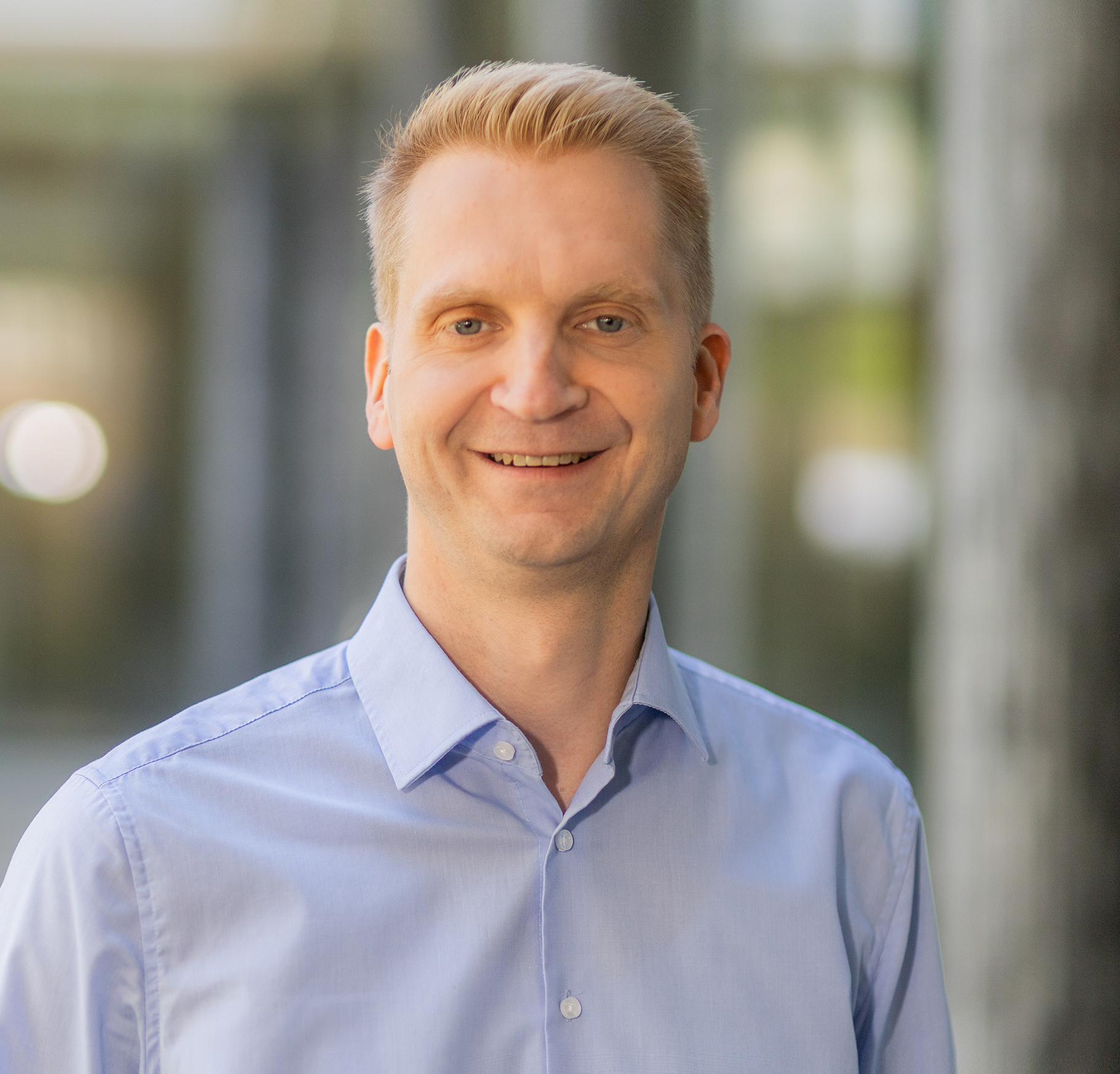 Portrait von Tim Köhne, Geschäftsführer und Mitgesellschafter der UNIPLUS Software GmbH.